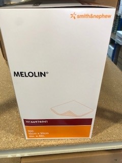 COMPRESSE NON ADHERENTE STERILE - NON TISSE/COTON/FIBRES POLYESTER - 10 X 10 CM - MELOLIN - BTE DE 100